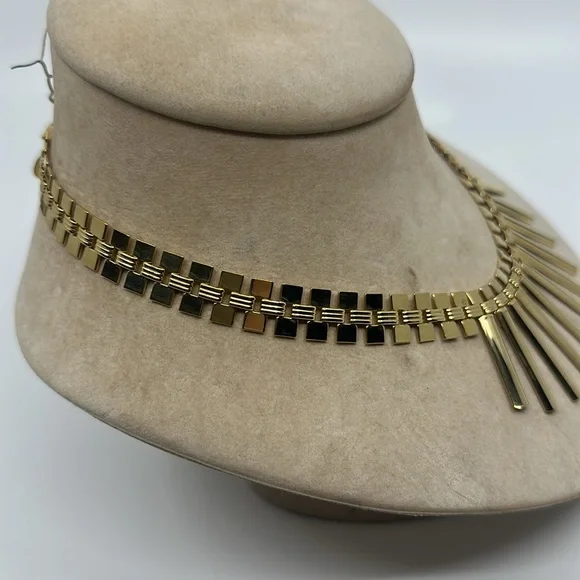 Elegant Park Lane Cleopatra Goldtone Statement Necklace - Picture 3 of 9